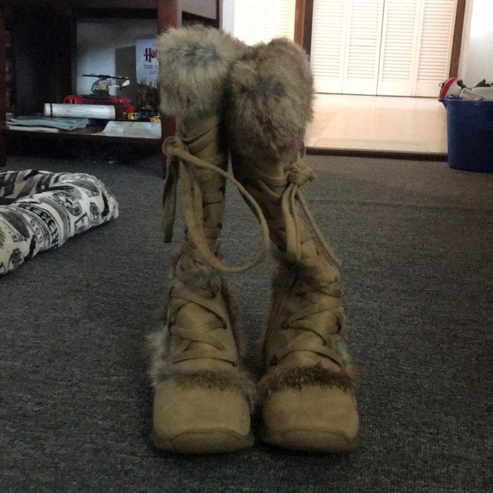 A pair of soft boots